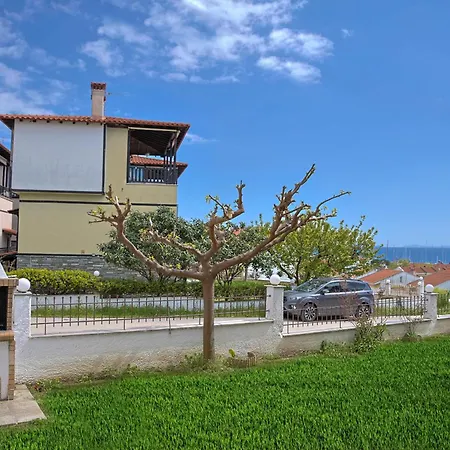 Thetis Luxury House *