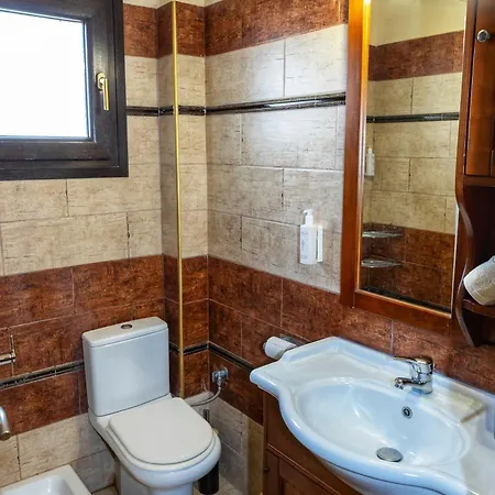 Thetis Luxury House *
